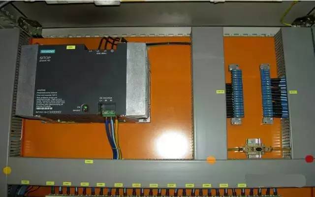 1463649531473478.jpg 电气柜成套安装实例图解 ,值得收藏!的图7